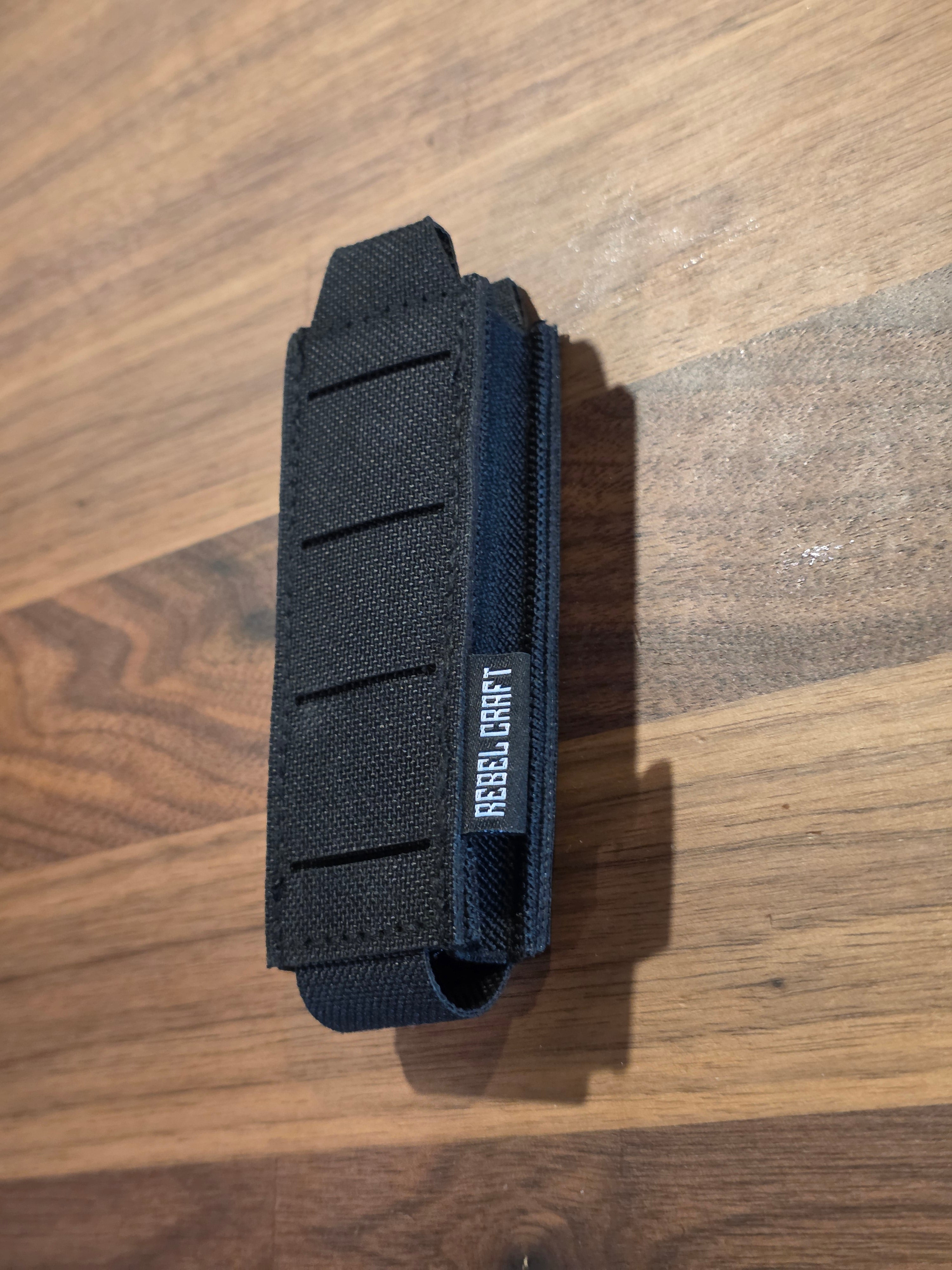 Hook-Backed Single Mag Holder